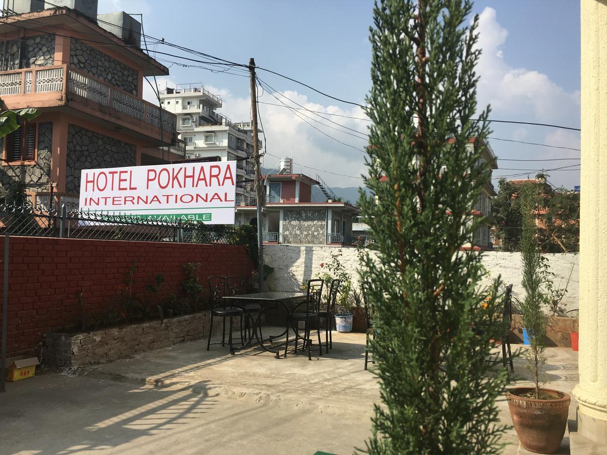 Hotel Pokhara International 외부 사진